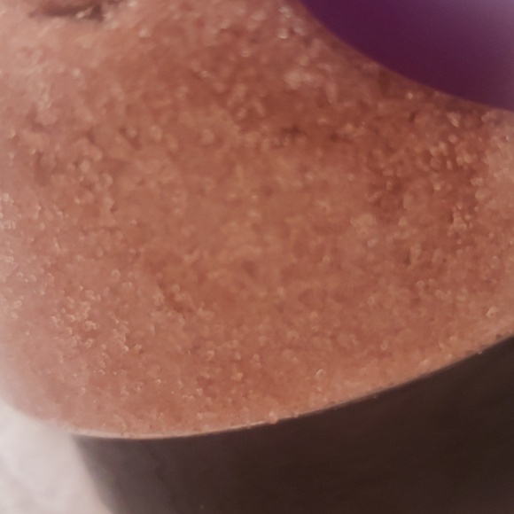 New release coconut sented body scrub - Picture 2 of 2